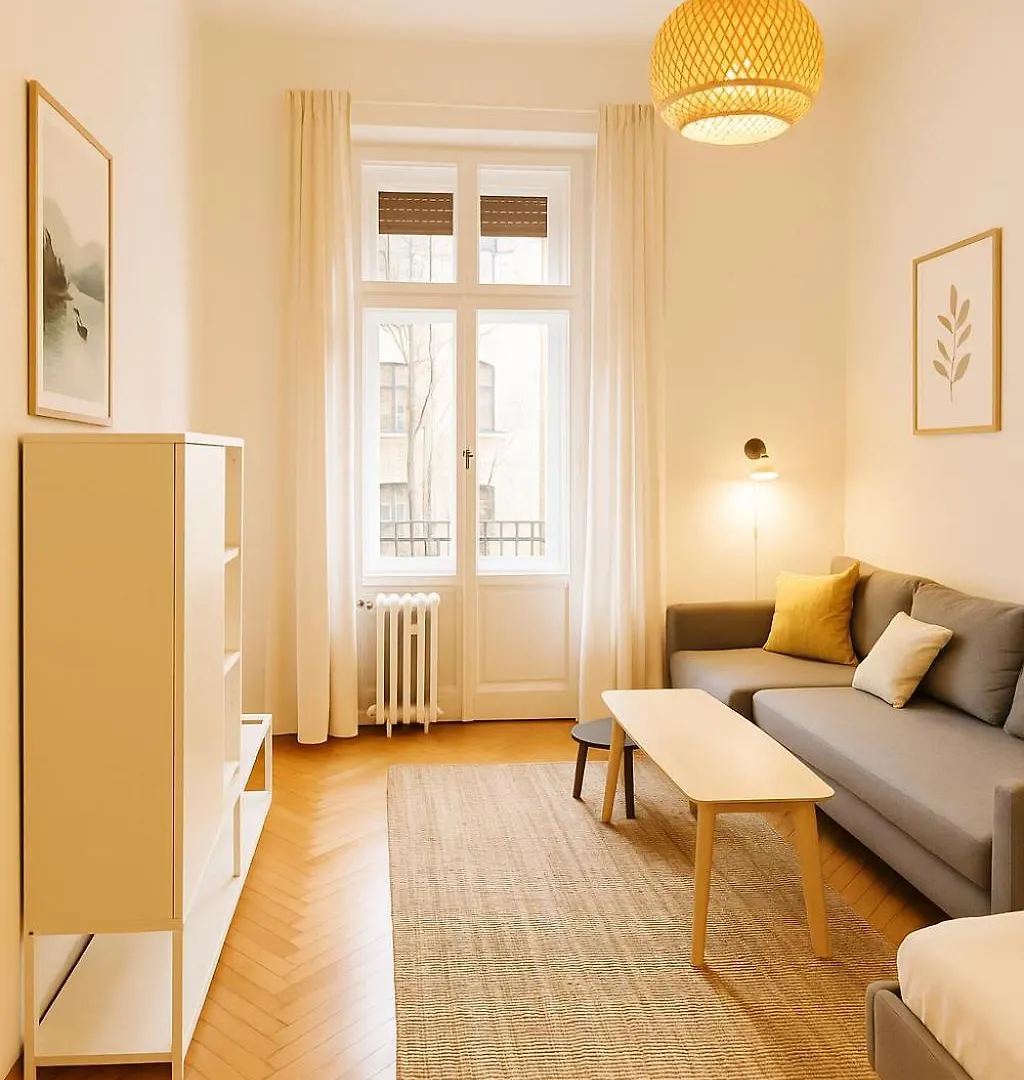 בודפשט Somogyi Apartment With Balcony